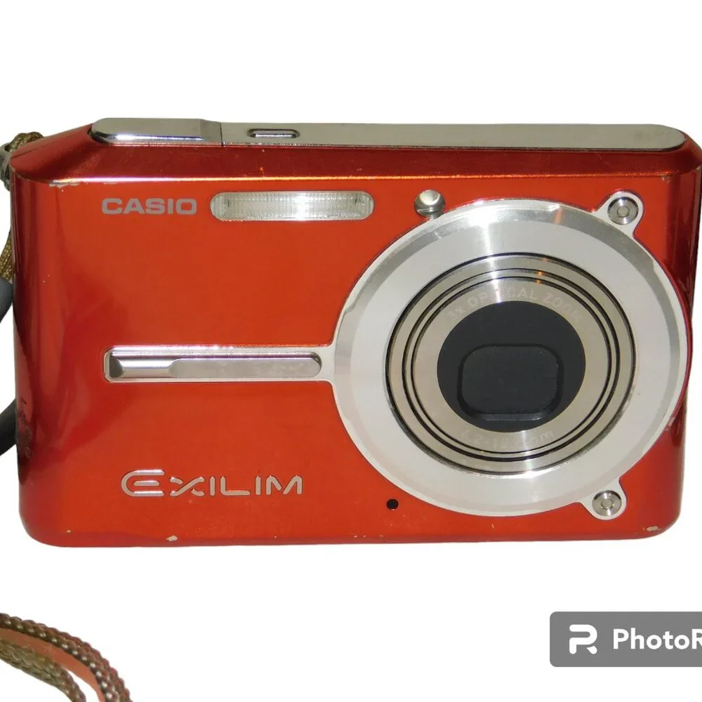 Casio Exilim EX-S600 6MP Digital Camera with 3x Optical Zoom